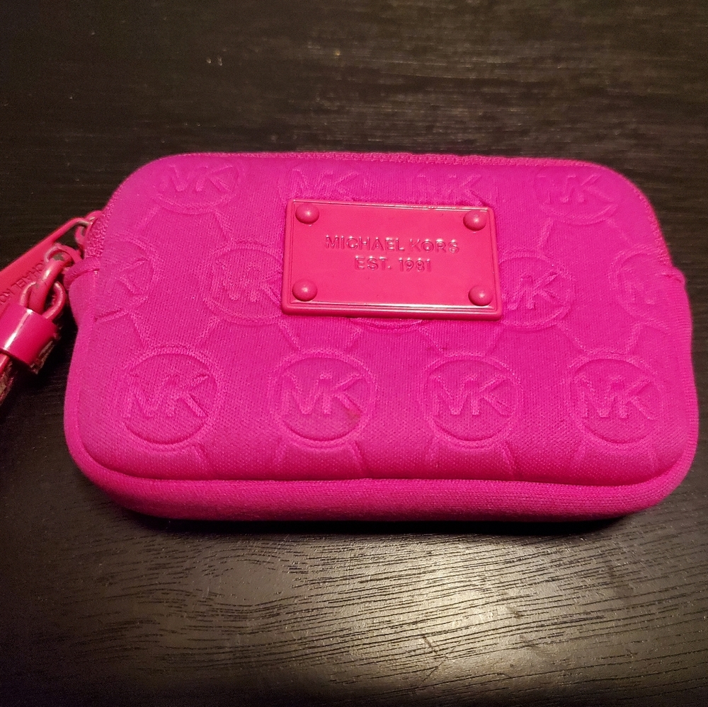 Michael Kors Pink Wallett